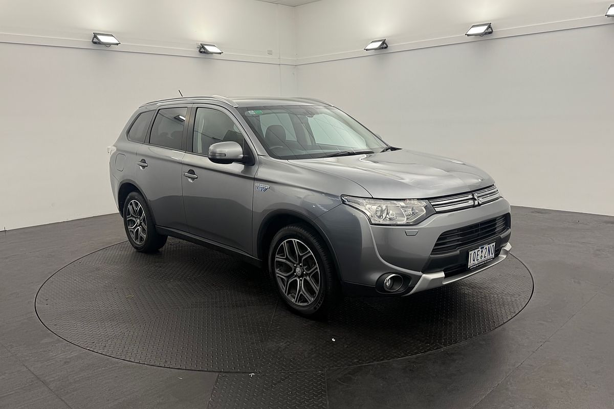 2014 Mitsubishi Outlander PHEV ZJ