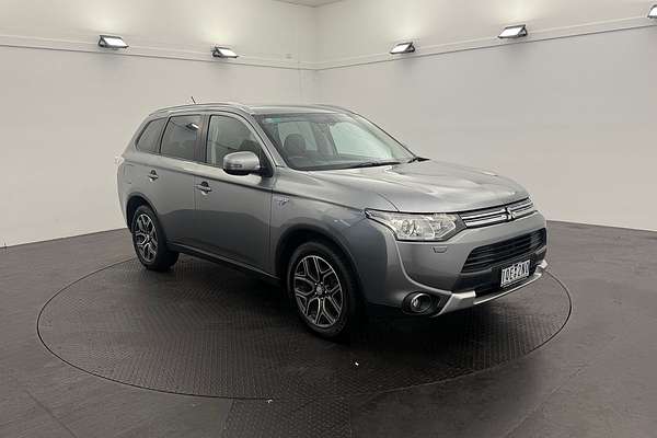 2014 Mitsubishi Outlander PHEV ZJ