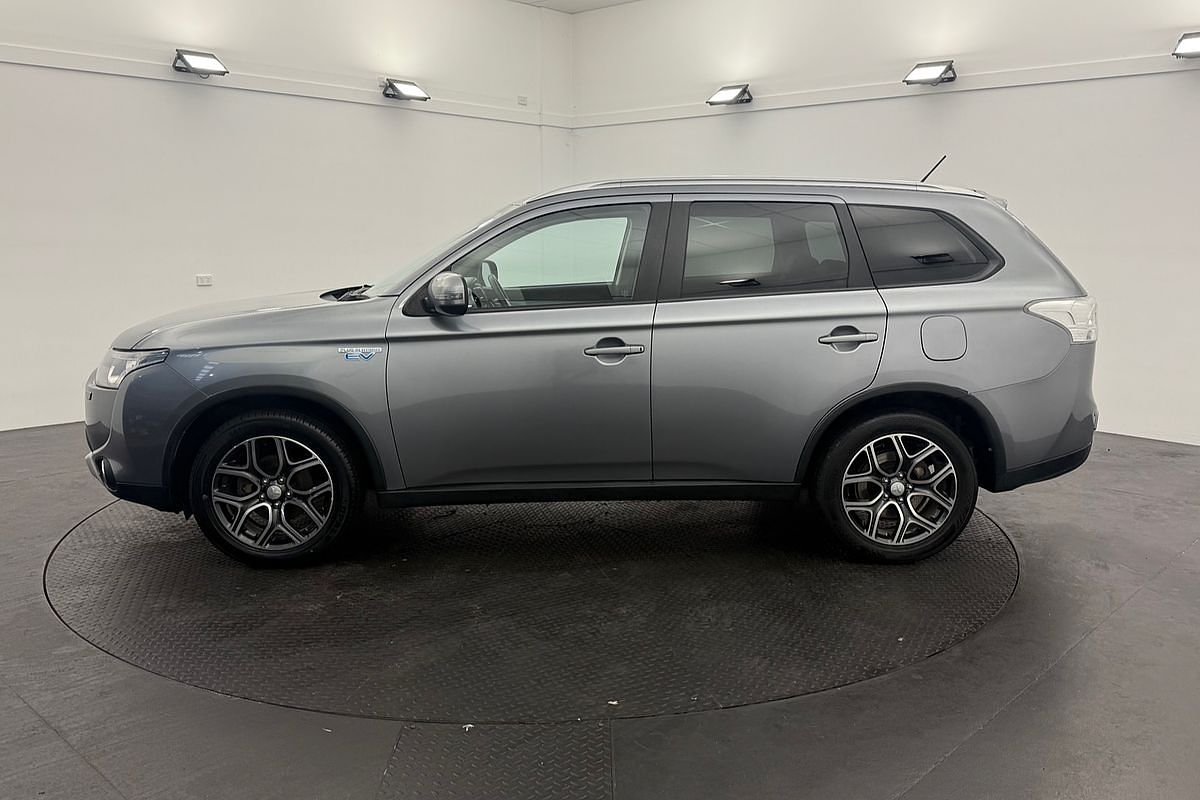 2014 Mitsubishi Outlander PHEV ZJ