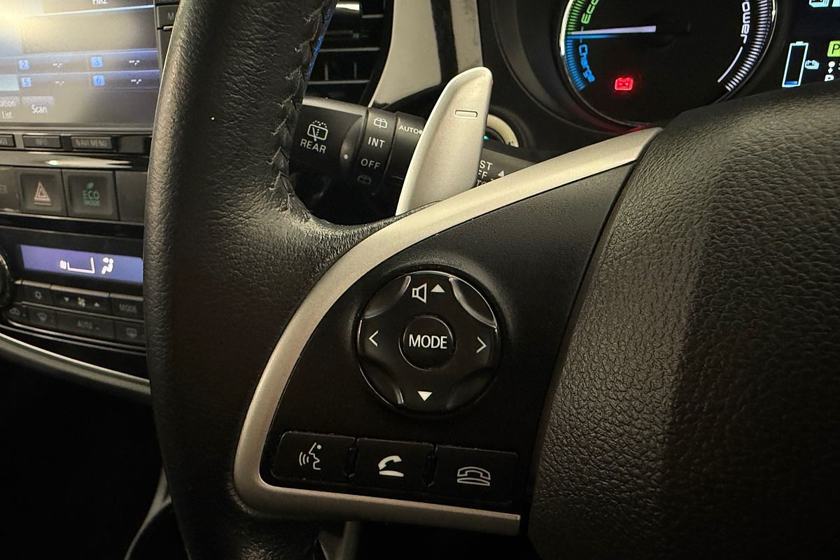 2014 Mitsubishi Outlander PHEV ZJ