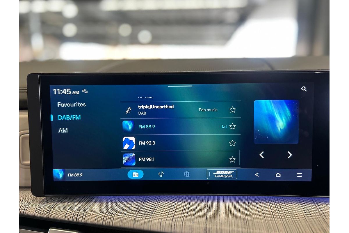 2025 Hyundai Santa Fe Calligraphy MX5.V1