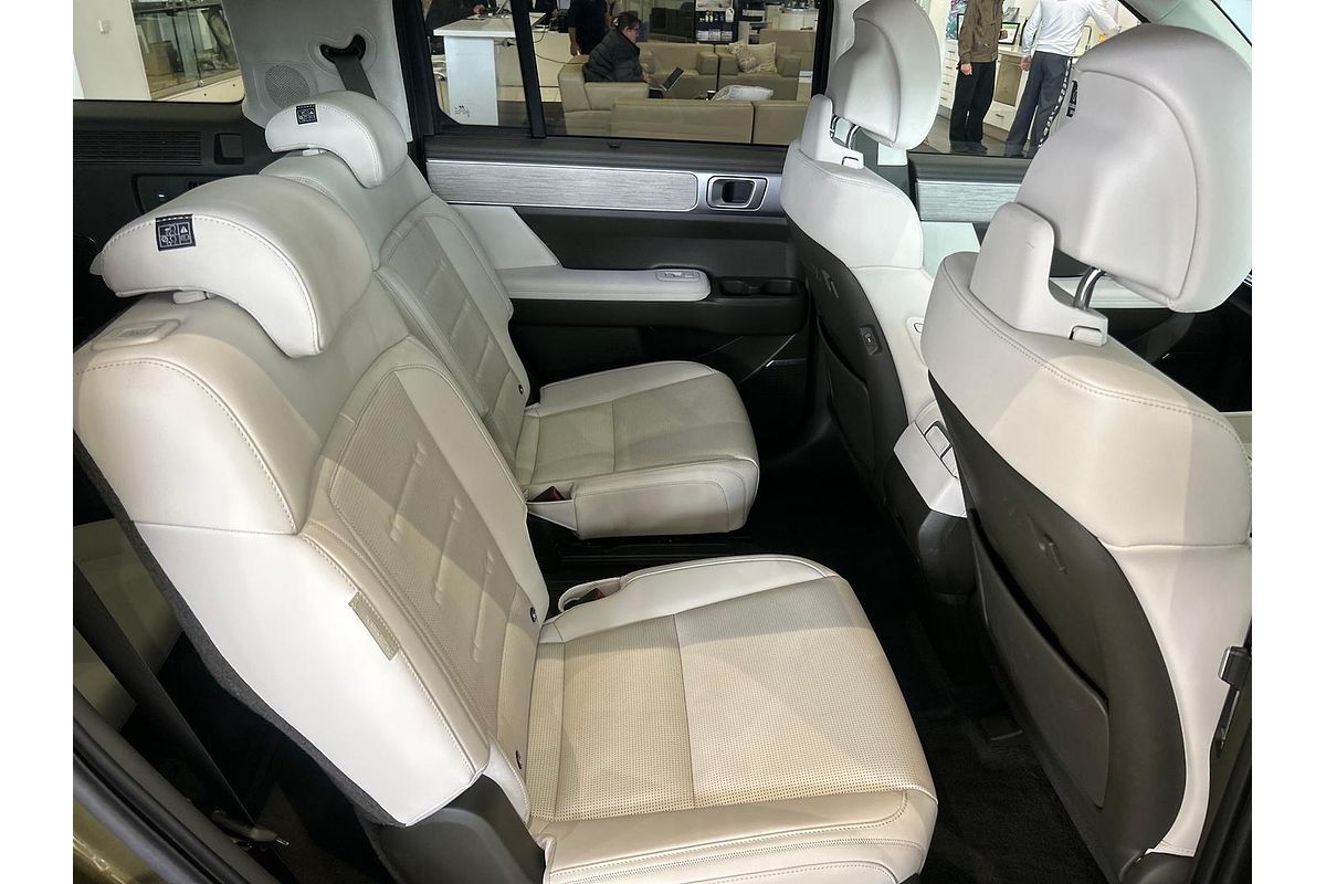 2025 Hyundai Santa Fe Calligraphy MX5.V1