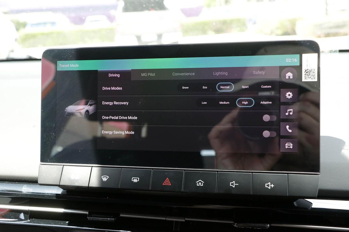 2024 MG MG4 Essence 64 MEH32