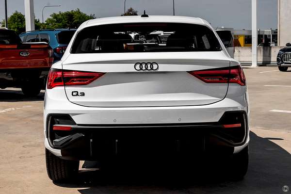 2025 Audi Q3 35 TFSI S line edition F3