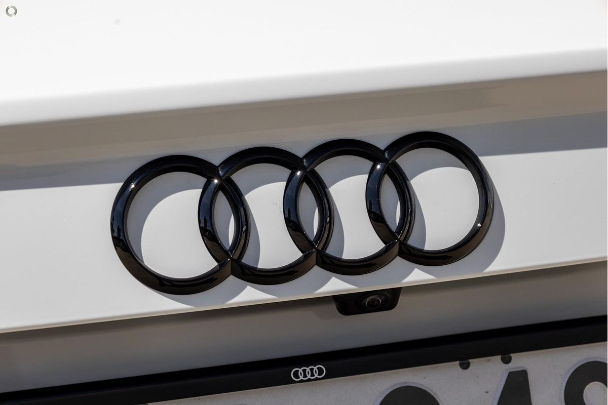 2025 Audi Q3 35 TFSI S line edition F3