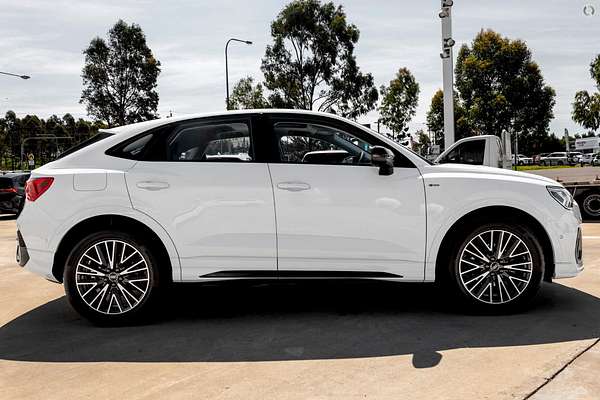 2025 Audi Q3 35 TFSI S line edition F3