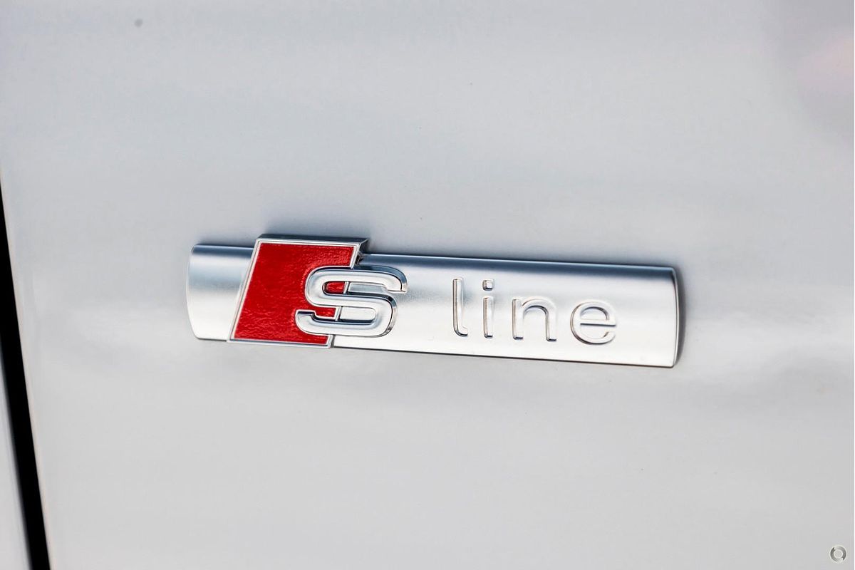 2025 Audi Q3 35 TFSI S line edition F3