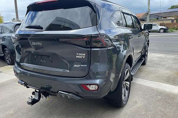 2025 Isuzu MU-X LS-T