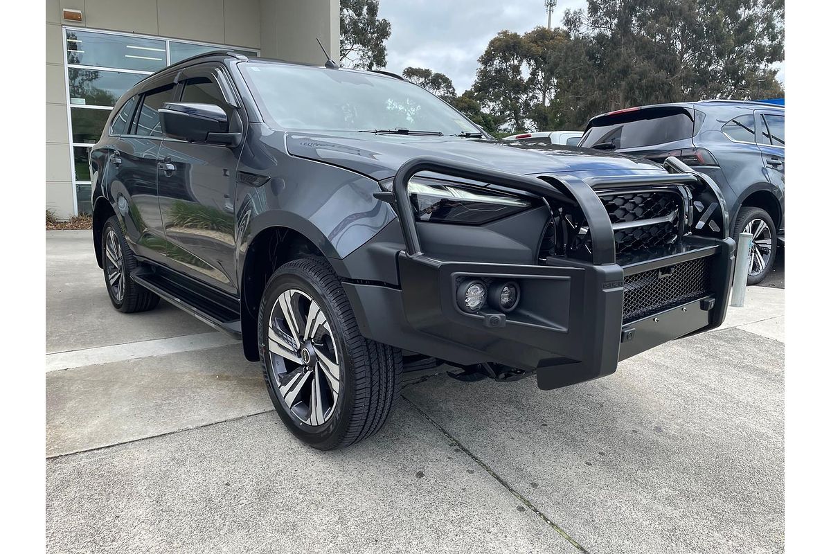 2025 Isuzu MU-X LS-T