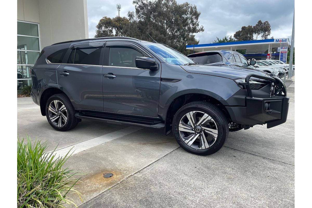 2025 Isuzu MU-X LS-T