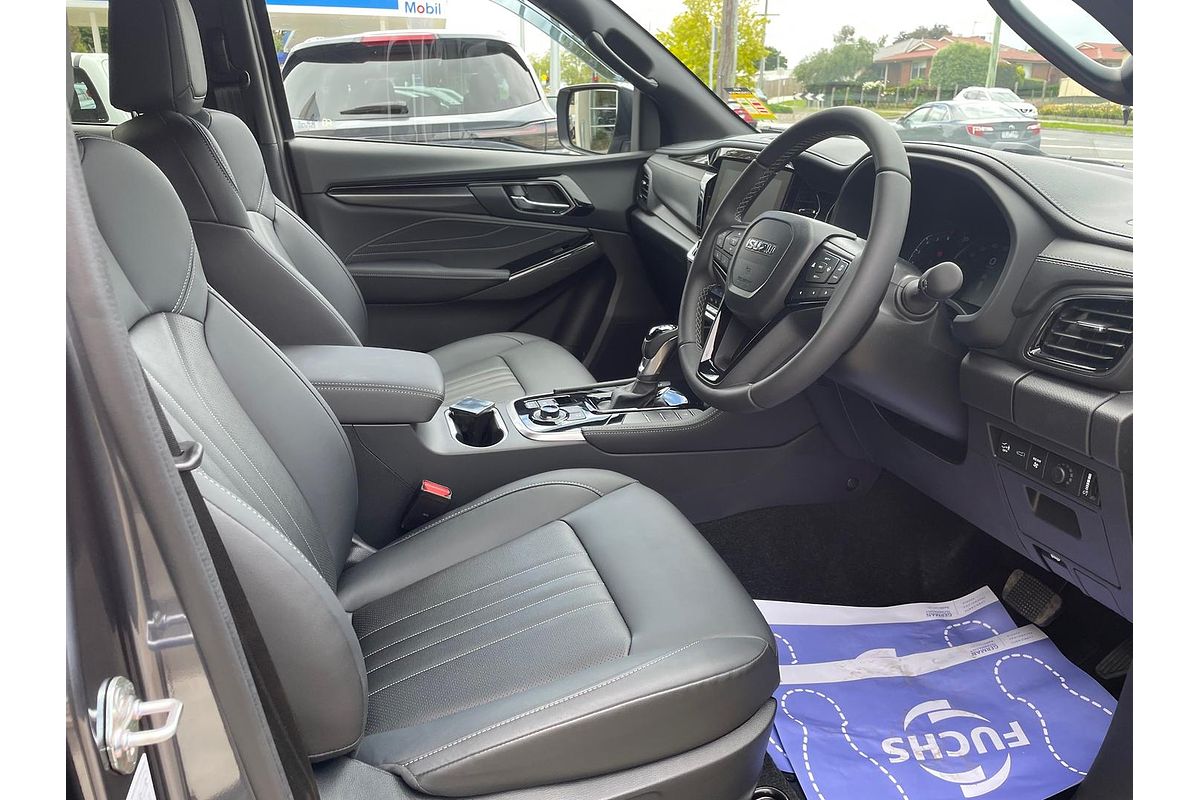 2025 Isuzu MU-X LS-T