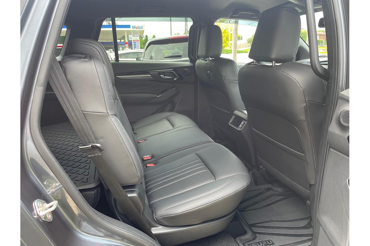 2025 Isuzu MU-X LS-T