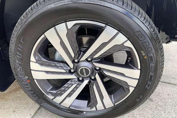 2025 Isuzu MU-X LS-T