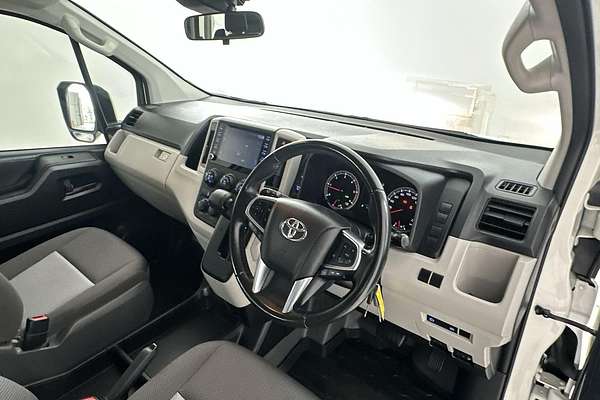 2021 Toyota Hiace Commuter GDH322R ELWB High Roof