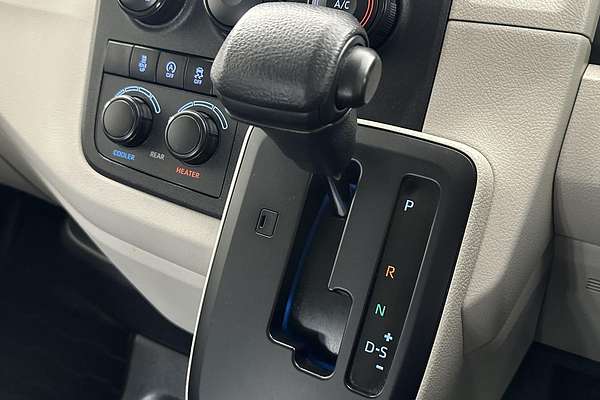 2021 Toyota Hiace Commuter GDH322R ELWB High Roof