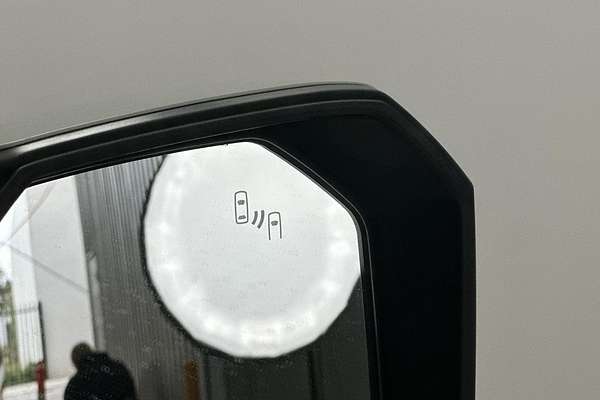 2021 Toyota Hiace Commuter GDH322R ELWB High Roof