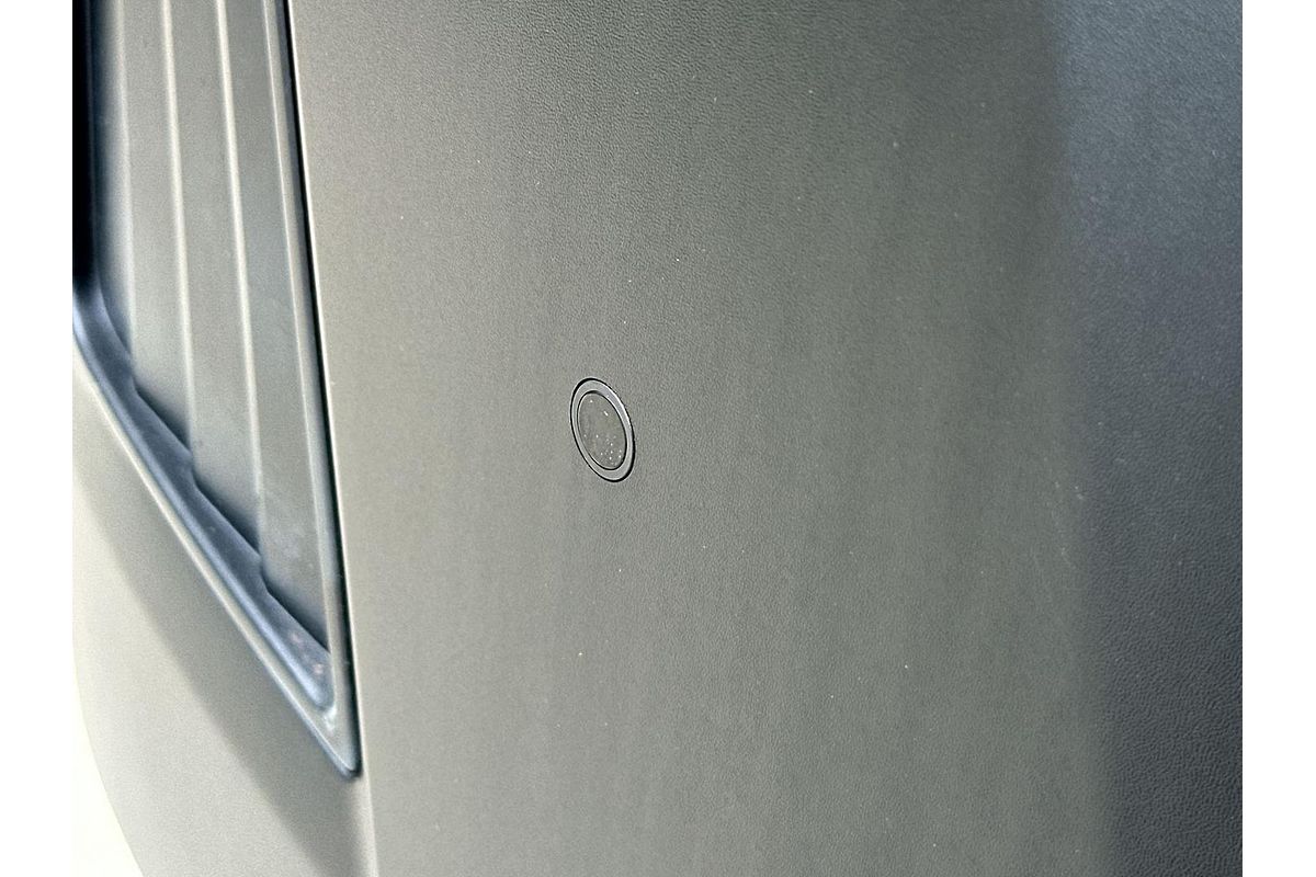 2021 Toyota Hiace Commuter GDH322R ELWB High Roof