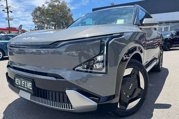2025 Kia EV5 Earth OVc
