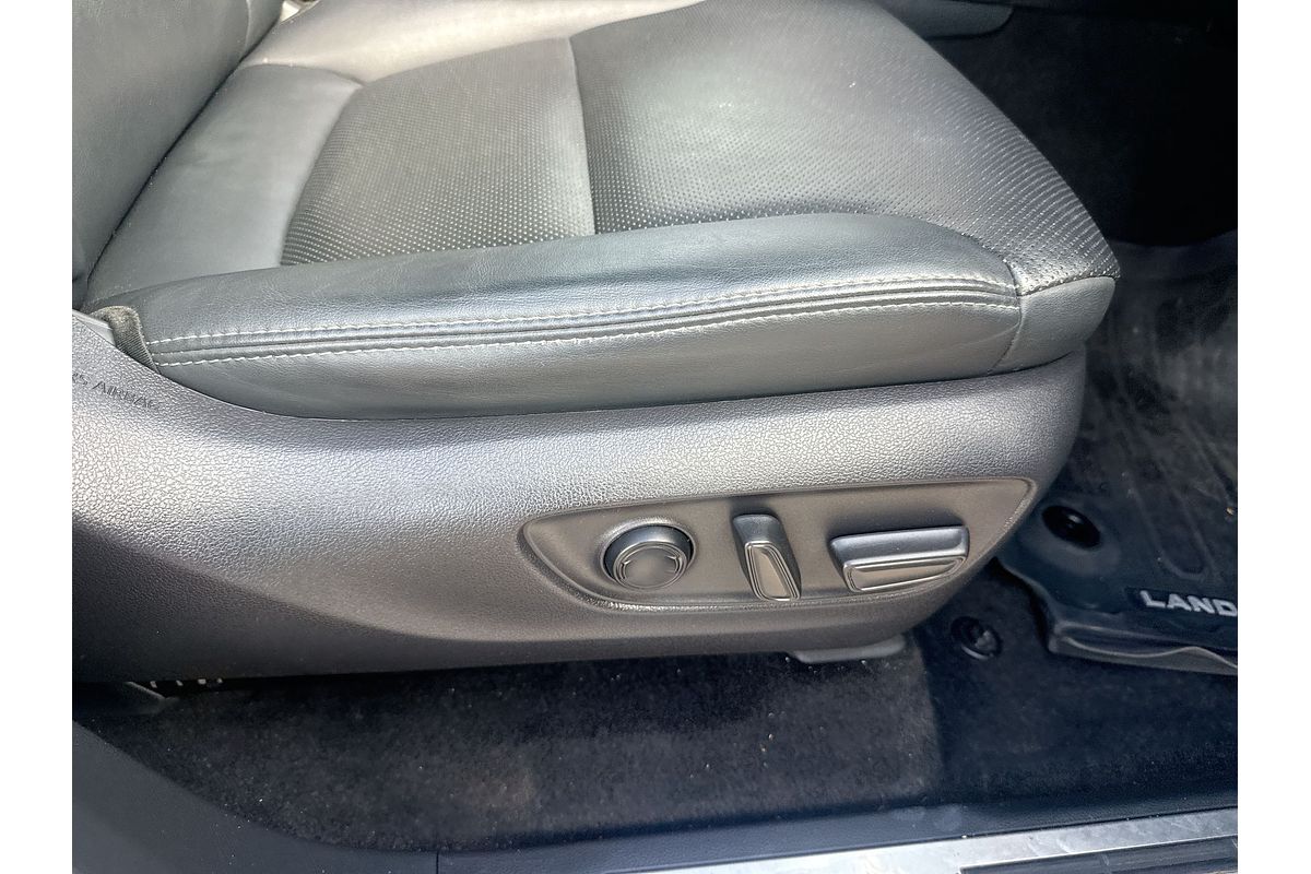 2021 Toyota Landcruiser VX FJA300R