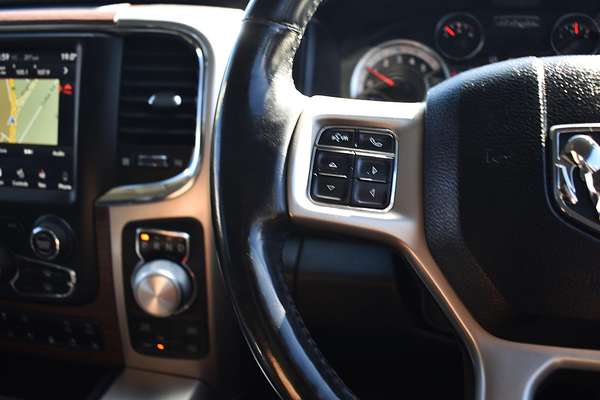 2019 RAM 1500 Laramie DS 4X4 SWB