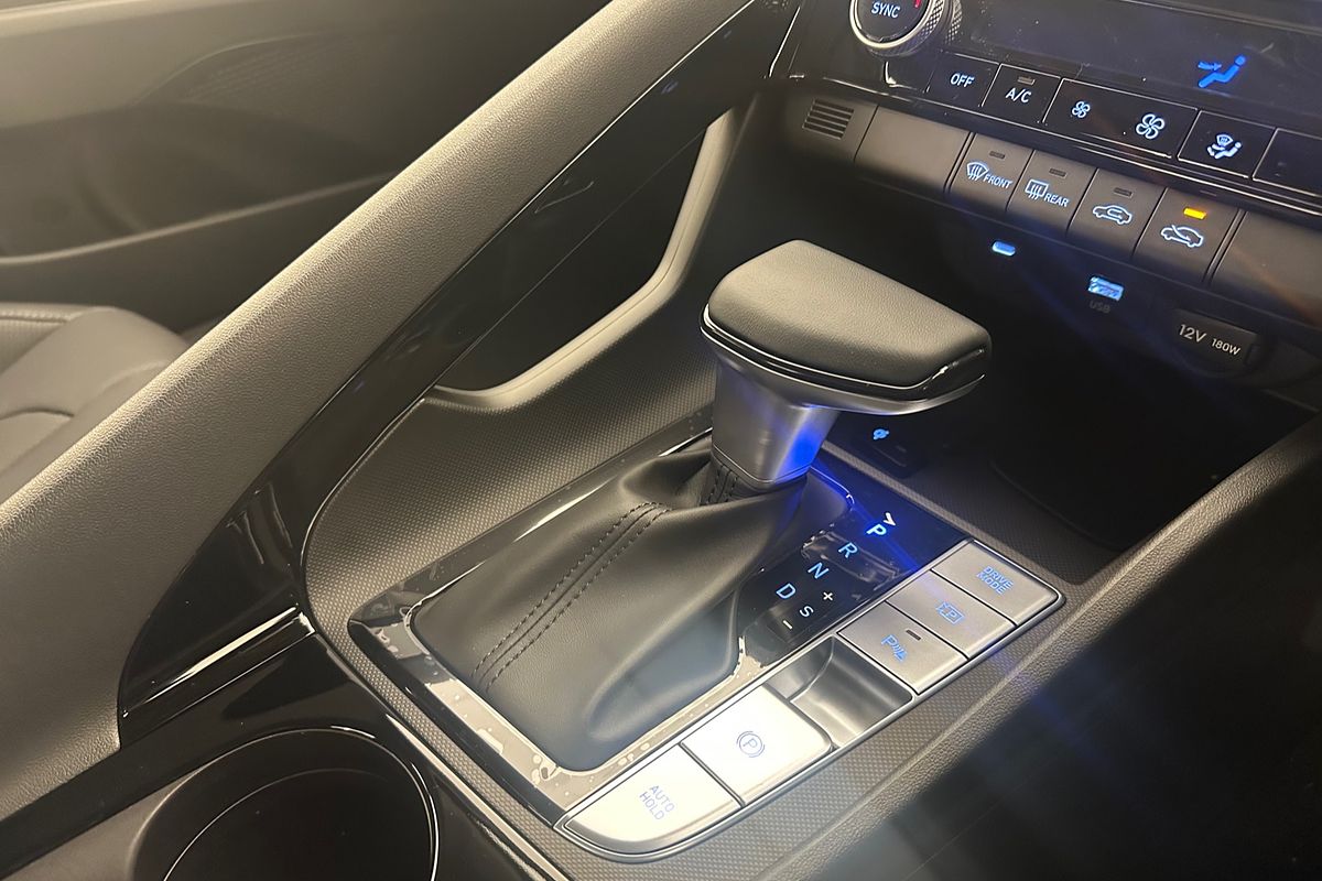 2025 Hyundai i30 Elite CN7.V2