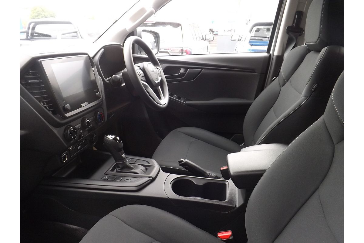 2025 Isuzu D-MAX SX High Ride Rear Wheel Drive