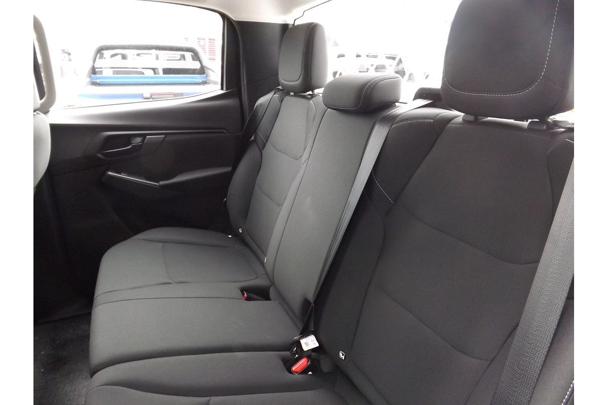 2025 Isuzu D-MAX SX High Ride Rear Wheel Drive