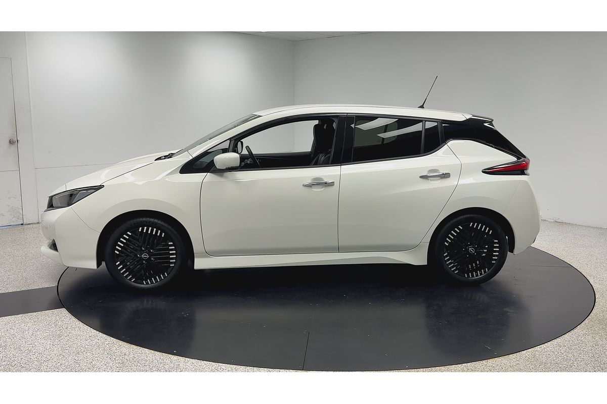 2022 Nissan LEAF e+ ZE1