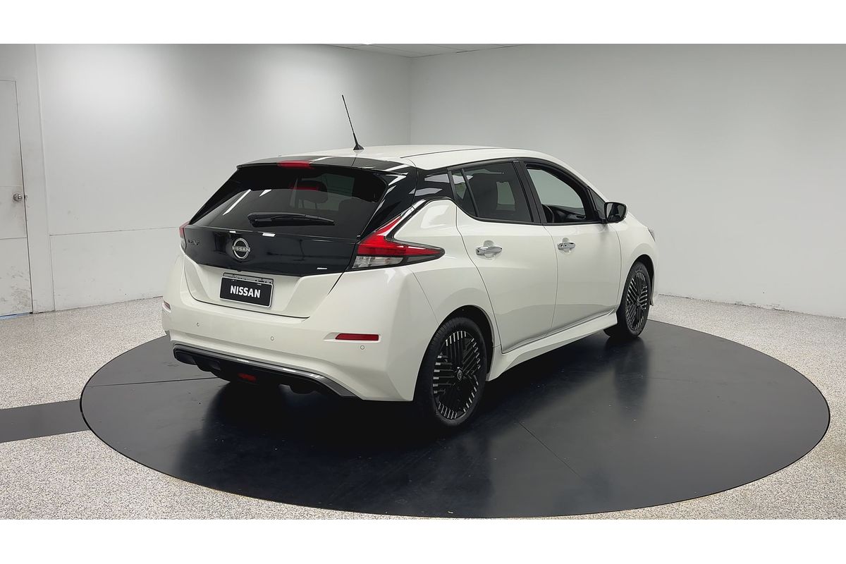 2022 Nissan LEAF e+ ZE1