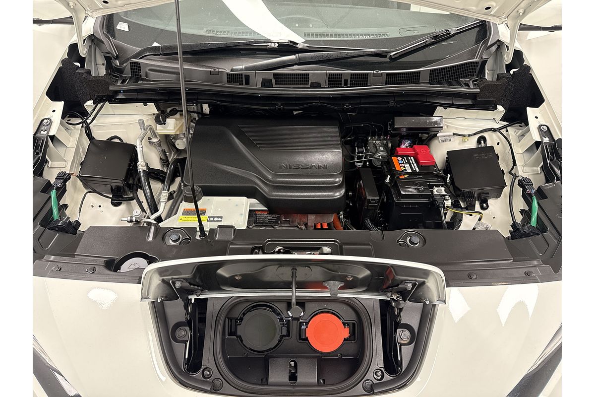 2022 Nissan LEAF e+ ZE1