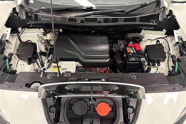 2022 Nissan LEAF e+ ZE1