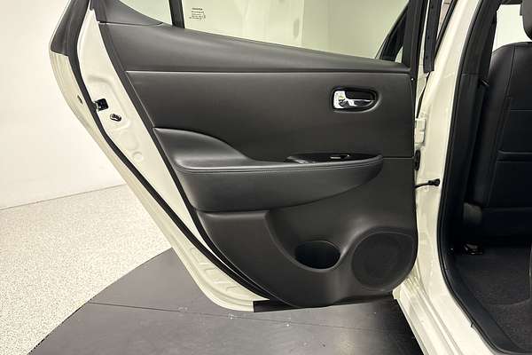 2022 Nissan LEAF e+ ZE1