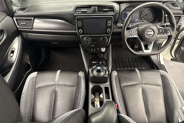 2022 Nissan LEAF e+ ZE1