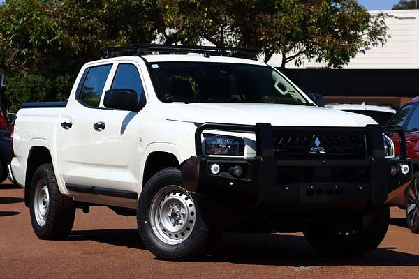 2025 Mitsubishi Triton GLX MV 4X4