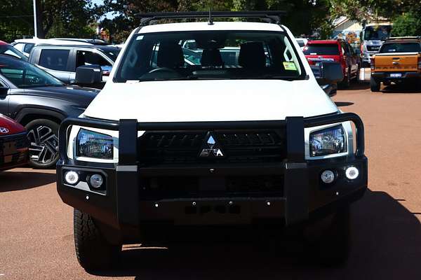 2025 Mitsubishi Triton GLX MV 4X4