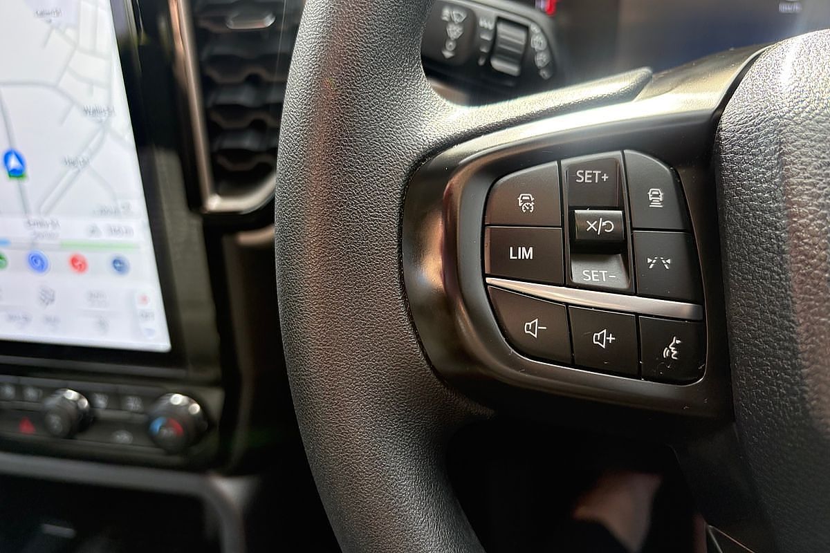 2023 Ford Everest Ambiente 2.0L