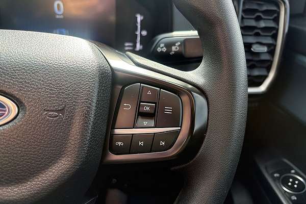 2023 Ford Everest Ambiente 2.0L