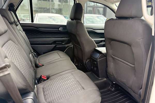 2023 Ford Everest Ambiente 2.0L