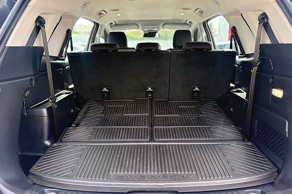 2023 Ford Everest Ambiente 2.0L