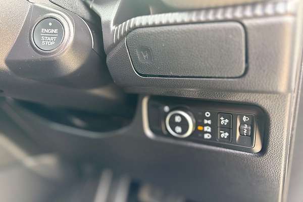 2023 Ford Everest Ambiente 2.0L