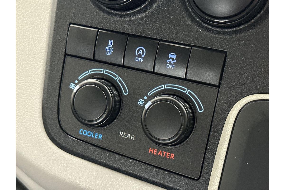 2021 Toyota Hiace Commuter GDH322R ELWB High Roof