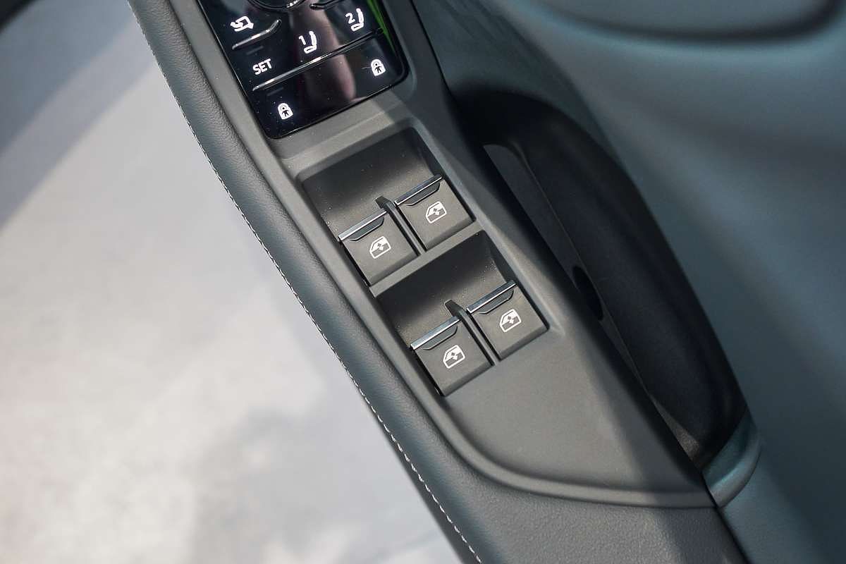 2025 Audi A5 TFSI 150kW S line B10