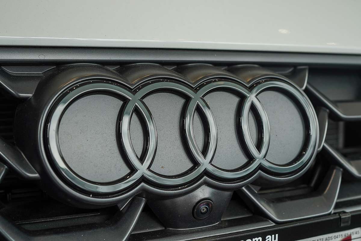 2025 Audi A5 TFSI 150kW S line B10