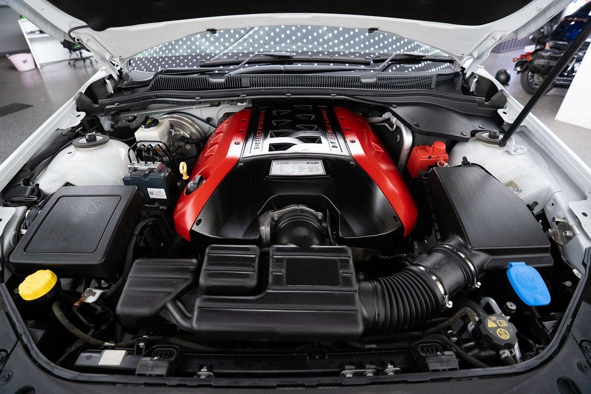 2014 Holden Special Vehicles Maloo R8 GEN-F Rear Wheel Drive