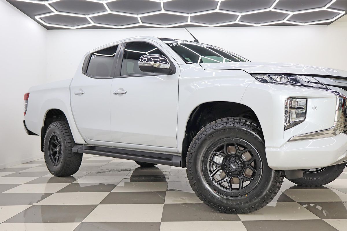 2023 Mitsubishi Triton GLS MR 4X4