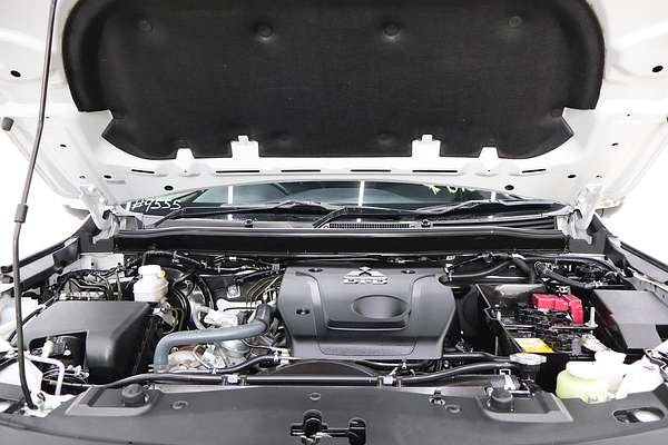 2023 Mitsubishi Triton GLS MR 4X4