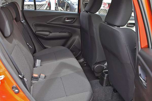 2025 Suzuki Swift Hybrid UZ