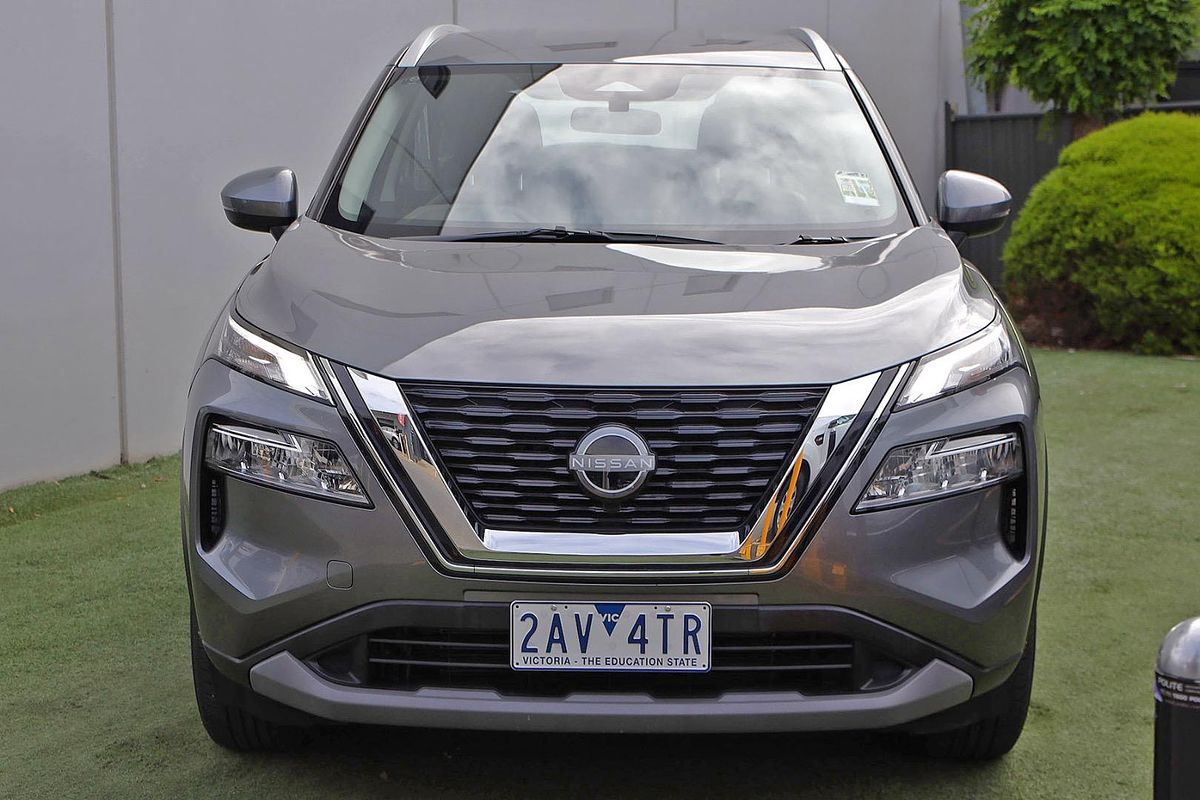 2025 Nissan X-TRAIL ST T33