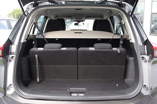 2025 Nissan X-TRAIL ST T33