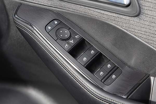 2025 Nissan X-TRAIL ST T33